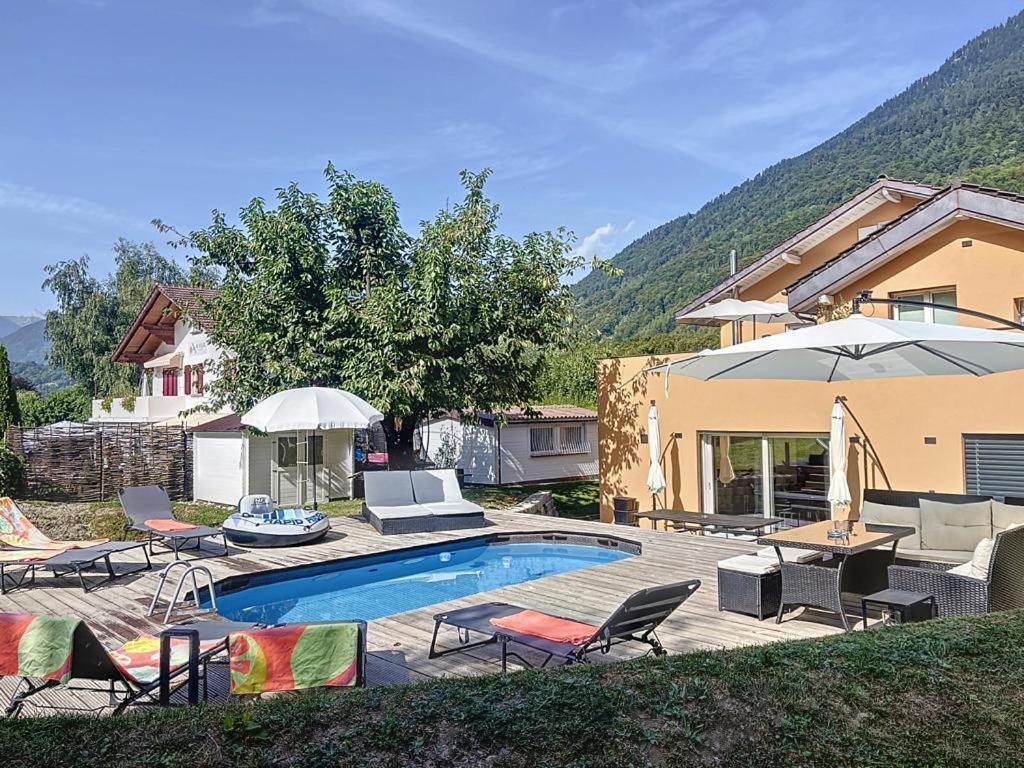 Appartement Moderne Avec Terrasse Et Piscine A Chatel Sur Bex Extérieur photo